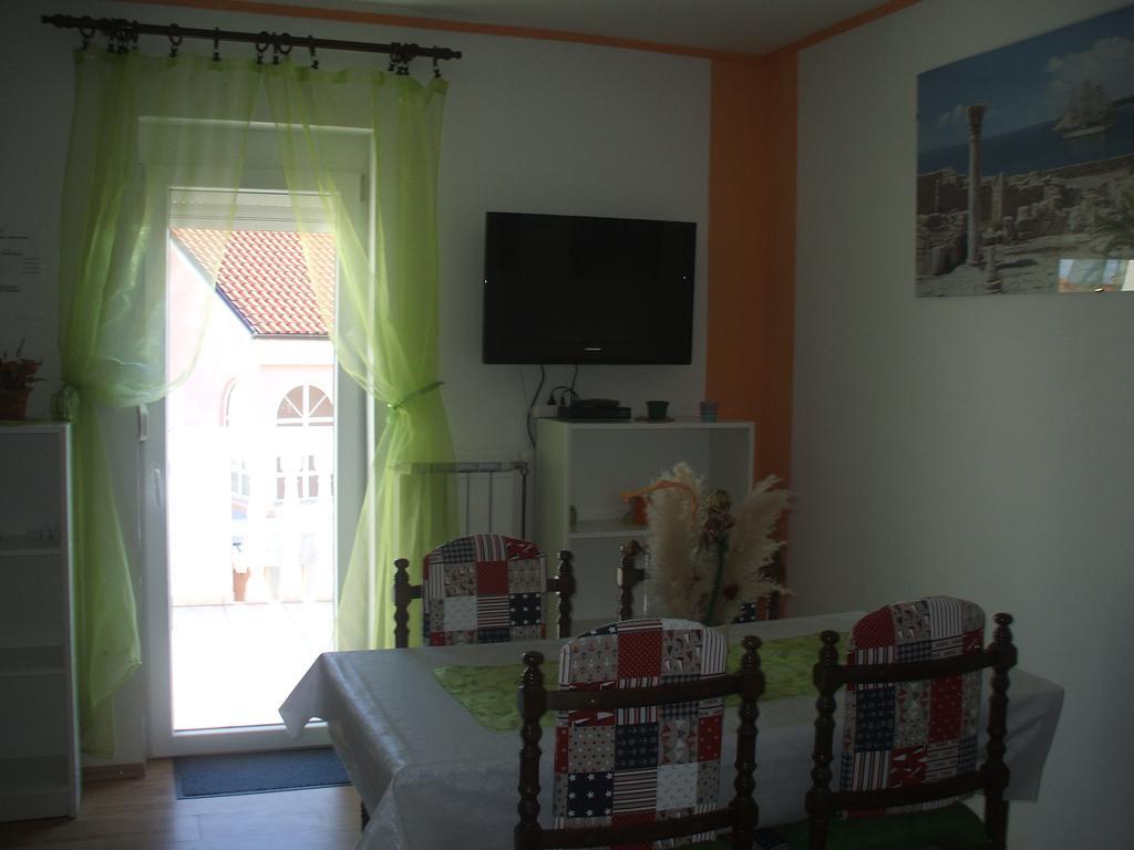 Apartments Malnar Novi Vinodolski Bagian luar foto